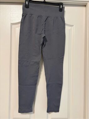 Women's High-Rise Gray Leggings